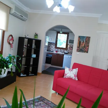 Villas Mandalyas 别墅