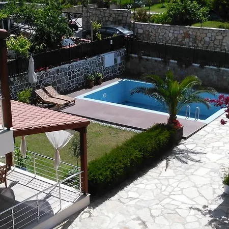 Vila Villas Mandalyas